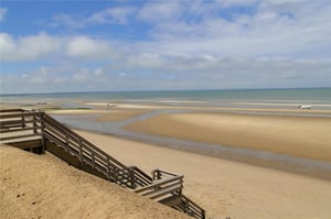 THUMPERTOWN BEACH (WELLFLEET)