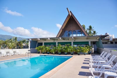 beautiful hotel with pool in maui