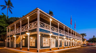 two story hotel in maui